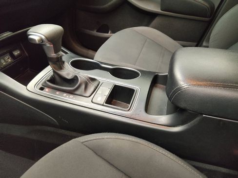 Used 2019 Kia Sorento FWD image 26