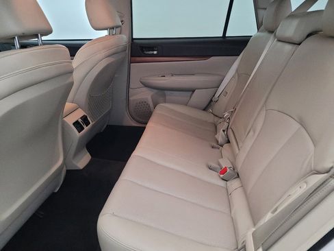 Used 2014 Subaru Outback 2.5i Limited w/ Moonroof Package image 18