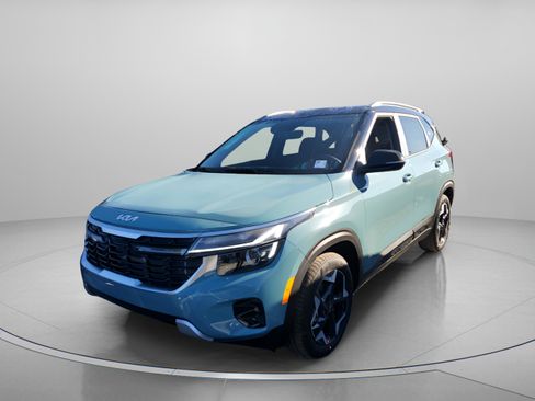 New 2026 Kia Seltos S image 2