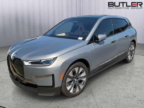 Used 2024 BMW iX xDrive50 w/ Premium Package AWD/4WD image 1