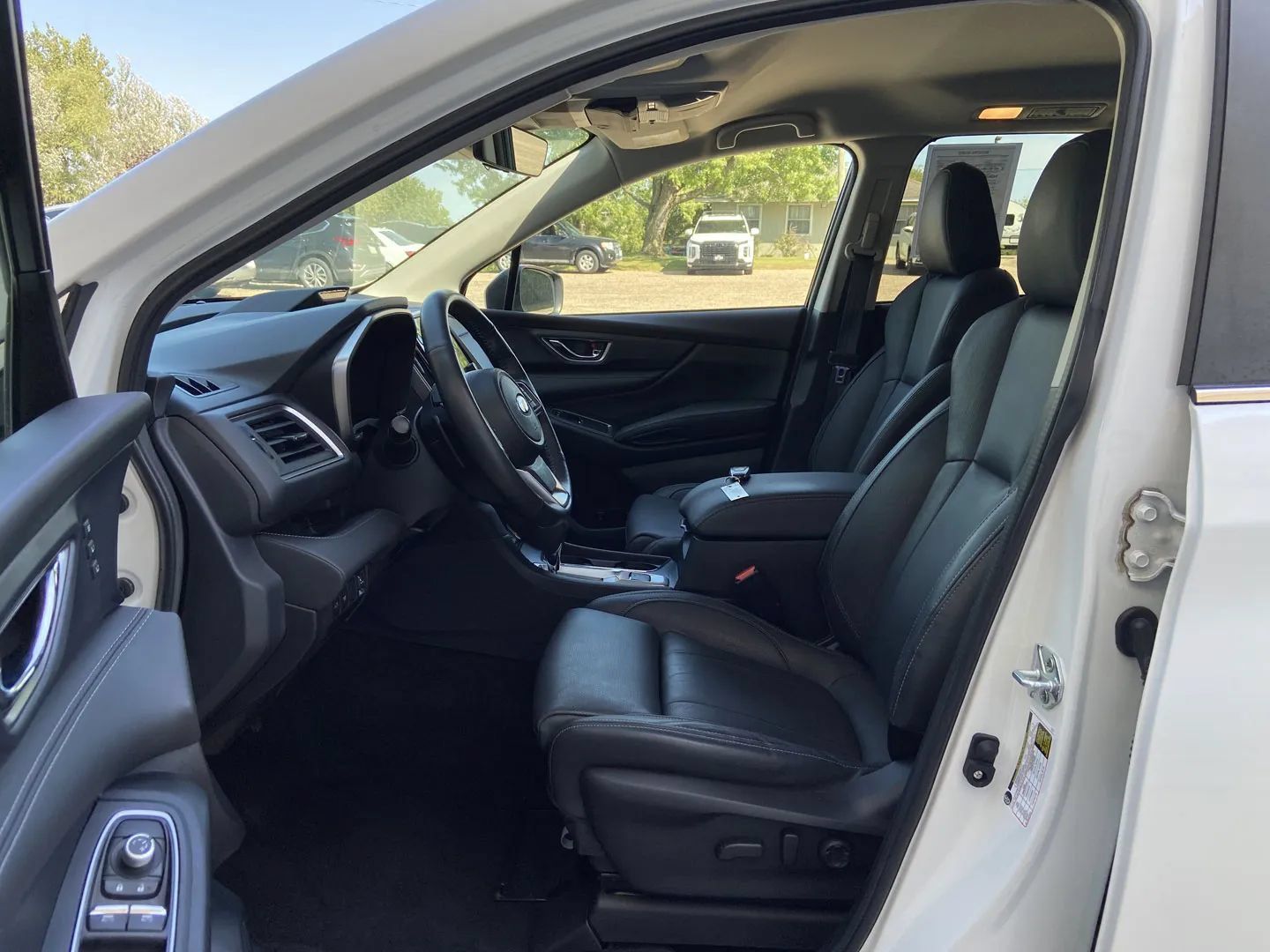 Used 2023 Subaru Ascent Limited AWD/4WD image 11