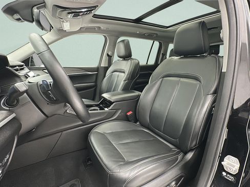 Used 2021 Jeep Grand Cherokee L Limited AWD/4WD image 15