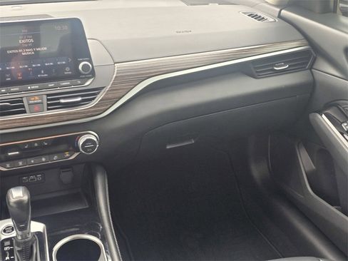 Used 2022 Nissan Altima 2.5 SL image 17