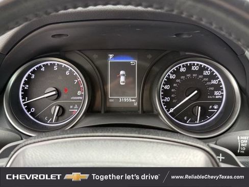 Used 2023 Toyota Camry SE FWD image 16