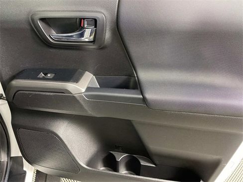 Used 2023 Toyota Tacoma TRD Sport image 24