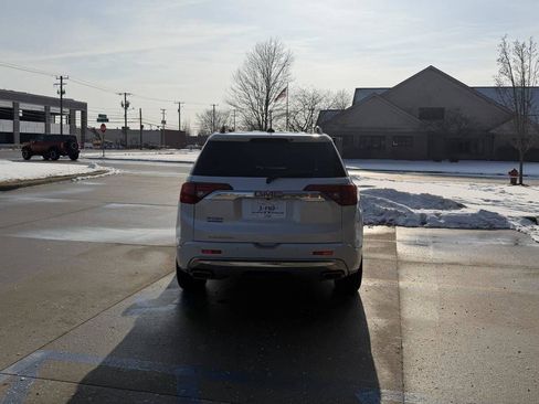 Used 2017 GMC Acadia Denali image 7