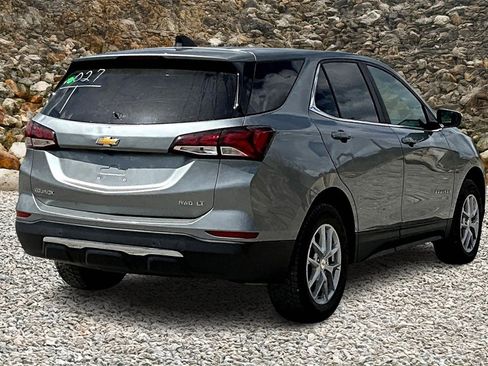 Used 2023 Chevrolet Equinox LT w/ Driver Convenience Package image 2