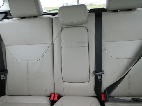 Used 2016 Ford Focus Titanium image 21