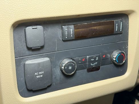 Used 2015 Ford Expedition EL Limited w/ Equipment Group 301A image 28