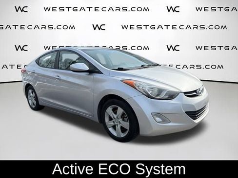 Used 2013 Hyundai Elantra GLS w/ Preferred Pkg image 4