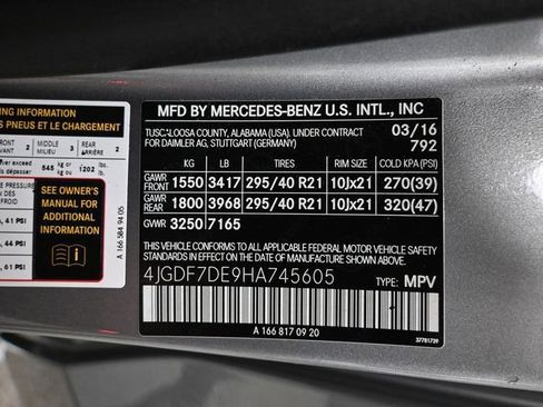Used 2017 Mercedes-Benz GLS 550 4MATIC image 54