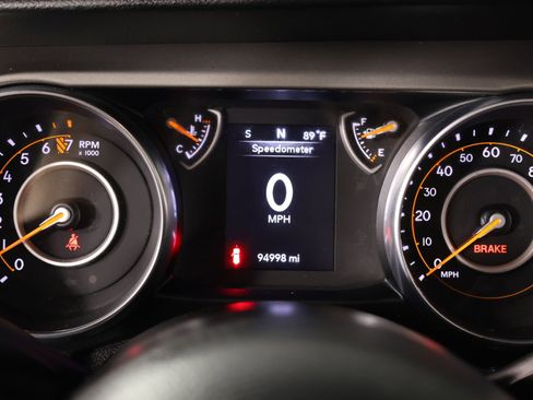 Used 2021 Jeep Wrangler Sport AWD/4WD image 4