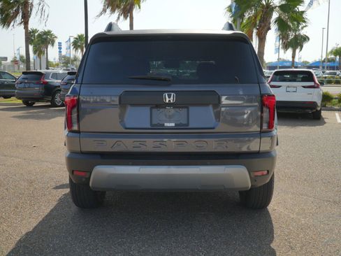 Used 2026 Honda Passport RTL image 4