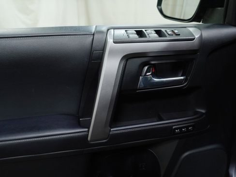 Used 2023 Toyota 4Runner Limited image 22