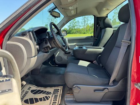Used 2013 Chevrolet Silverado 1500 W/T RWD image 15