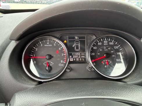 Used 2015 Nissan Rogue S w/ Convenience Package AWD/4WD image 20