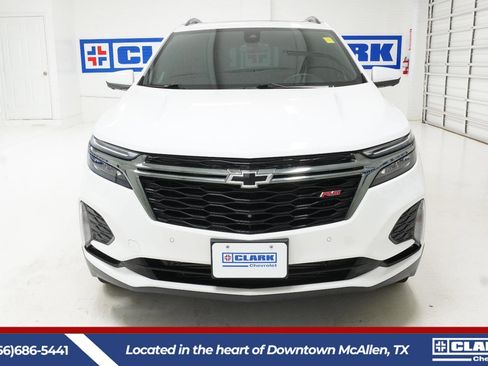Used 2023 Chevrolet Equinox RS w/ RS Leather Package FWD image 2