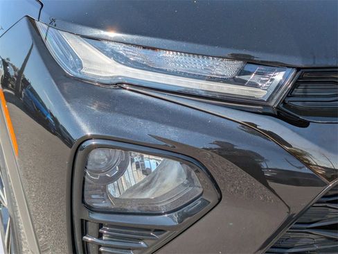 Used 2022 Chevrolet TrailBlazer RS image 9