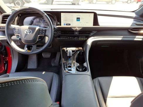 Certified 2026 Toyota Crown AWD/4WD image 7