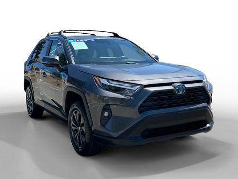 Used 2024 Toyota RAV4 XLE Premium w/ Weather Package AWD/4WD image 7