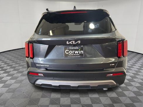 Used 2023 Kia Sorento SX Prestige AWD/4WD image 6