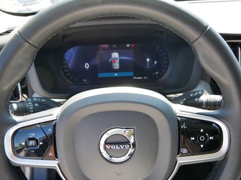 Certified 2025 Volvo XC60 B5 Plus AWD/4WD image 25