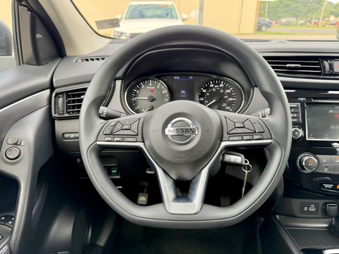 Used 2021 Nissan Rogue Sport S AWD/4WD image 19