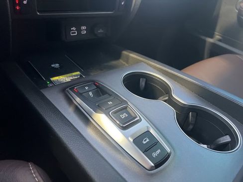 Used 2024 Honda Passport EX-L image 18