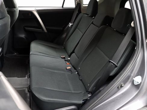 Used 2017 Toyota RAV4 LE image 11