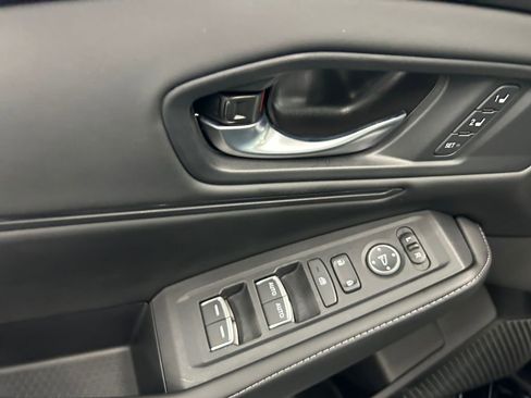 Used 2025 Honda Accord Sport image 28
