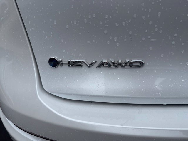 Certified 2024 Toyota Crown AWD/4WD image 11