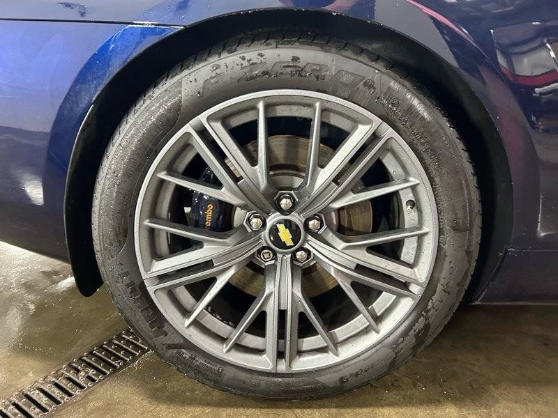 Used 2010 Chevrolet Camaro SS w/ RS Package RWD image 12