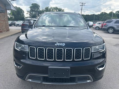 Used 2018 Jeep Grand Cherokee Limited RWD image 2