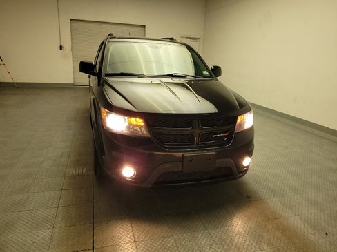 Used 2017 Dodge Journey GT FWD image 14