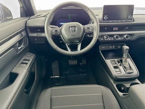 Used 2025 Honda CR-V Sport image 28