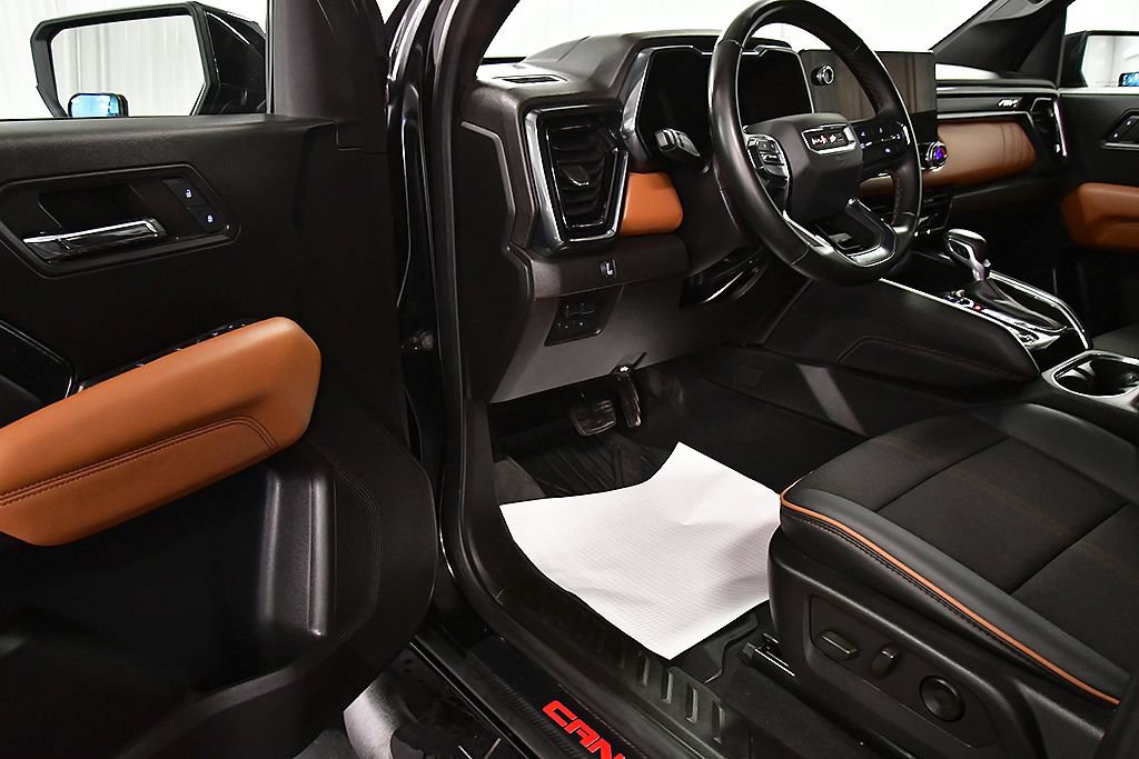 Used 2024 GMC Canyon AT4 AWD/4WD image 14