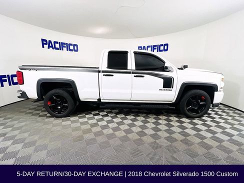 Used 2018 Chevrolet Silverado 1500 Custom image 8