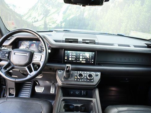 Used 2021 Land Rover Defender 90 X image 18