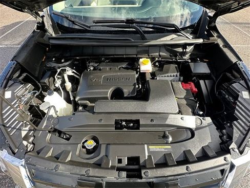 Used 2023 Nissan Pathfinder SL image 31