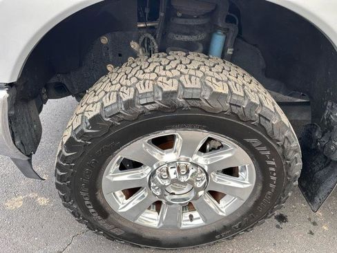 Used 2017 Ford F350 Lariat w/ Lariat Value Package image 17