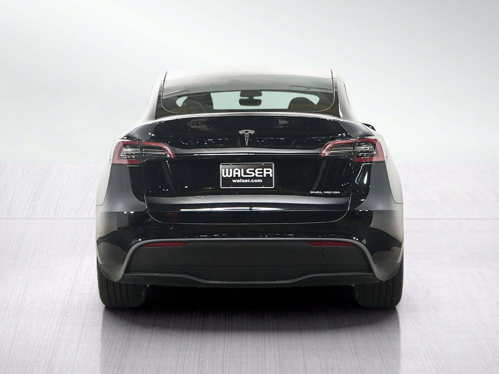 Used 2023 Tesla Model Y Long Range AWD/4WD image 4