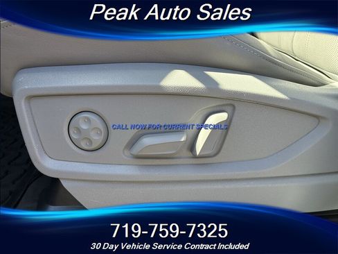 Used 2022 Audi Q5 e Premium Plus w/ Premium Plus Package AWD/4WD image 14