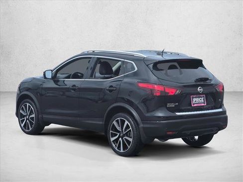 Used 2019 Nissan Rogue Sport SL w/ Premium Package FWD image 8