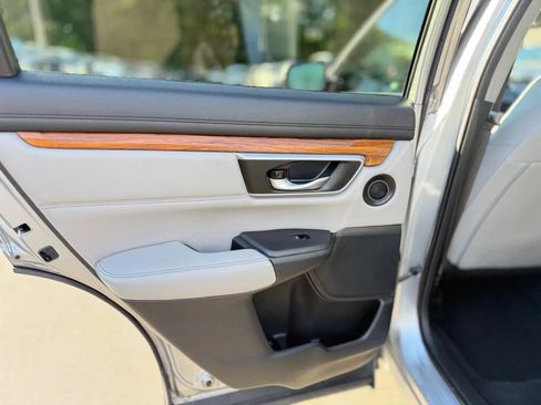 Used 2017 Honda CR-V EX-L image 29