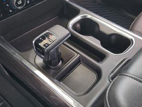 Used 2024 Chevrolet Silverado 1500 LTZ w/ Z71 Off-Road Package image 18