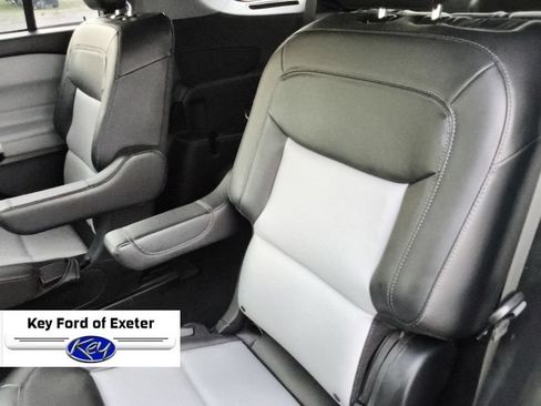 Used 2023 Ford Explorer XLT w/ Equipment Group 202A AWD/4WD image 19
