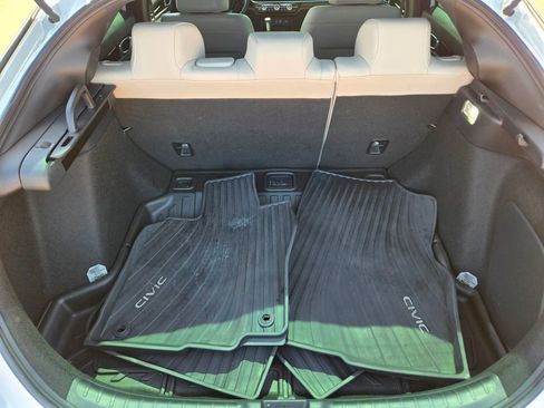 Used 2024 Honda Civic Sport Touring image 11