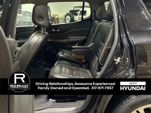 Used 2018 GMC Acadia Denali w/ Technology Package image 9