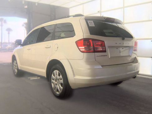 Used 2016 Dodge Journey SE w/ Flexible Seating Group FWD image 6