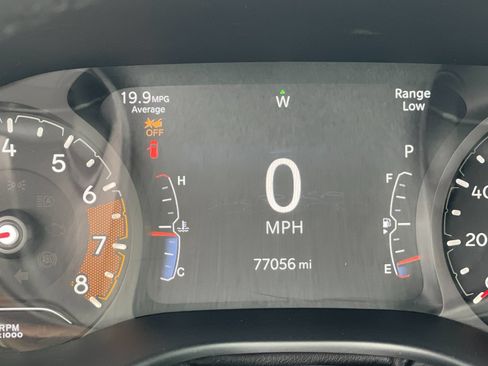 Used 2024 Jeep Compass Limited AWD/4WD image 29